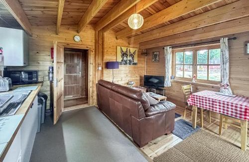 Moreton House | Oak Lodge