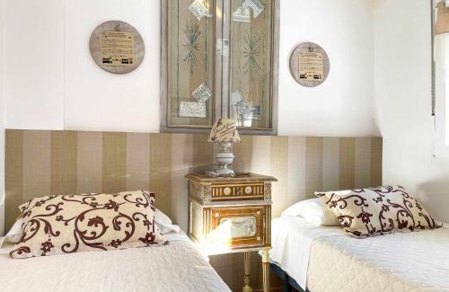 Leon Ski Chalet | Oak Palace Oakplacescom