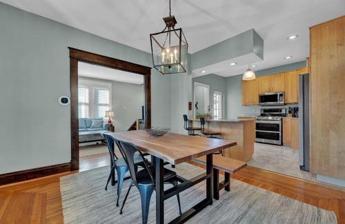 Oakley House | Oakley Square 3BR Charmer - Total Walkability home