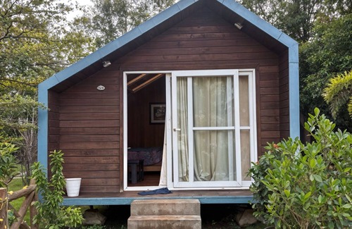 Chevella Cottage | Oakridge Cottages 5BR with Pool by Homeyhuts