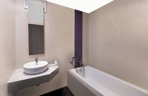 Babakan Ciamis Hotel | Oakwood Merdeka Bandung