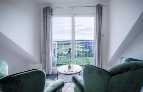 Port-Eynon Apartment | Oasis - 2 Bedroom Apartment - Ocean Breeze