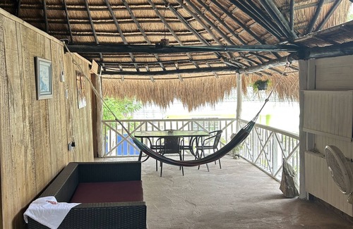 Tierra Bomba Island House | Oasis at Eco Hostal Villa Canada