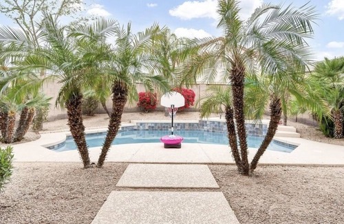 Foothills Reserve House | Oasis Escape