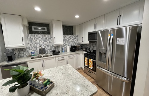 Kutzky Park Apartment | Oasis Luxe Suite—Steps from Mayo Clinic Hospital