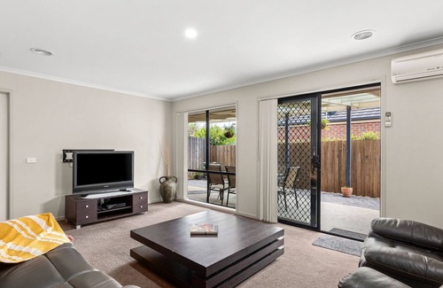 Clifton Springs House | Oasis Springs - Charming home in the heart of Clifton Springs.