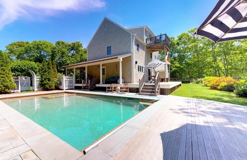 Oak Bluffs House | #OB Pool House