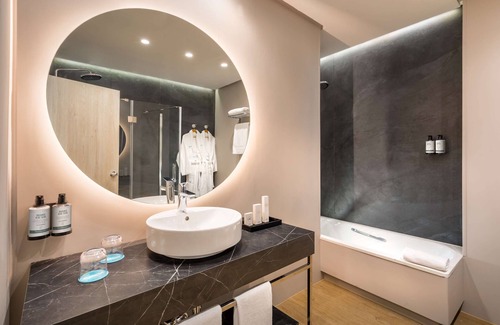 La Buhaira Hotel | Occidental Sevilla Viapol