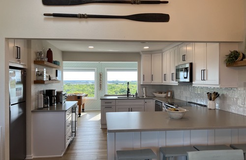 South Nags Head House | Ocean and Sound Views - Sleeps 10 - Easy Beach Access - Hot Tub & Community Pool