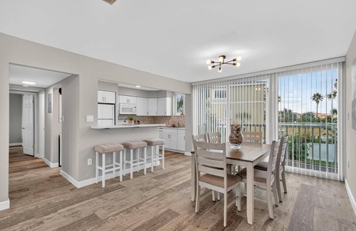 Ormond Beach Condo | Ocean Breeze Condo | Ocean Views | Steps To Beach | Pool | Flagler/Ormond Beach