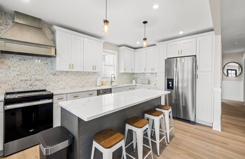 North End Condo | Ocean Breeze Getaway