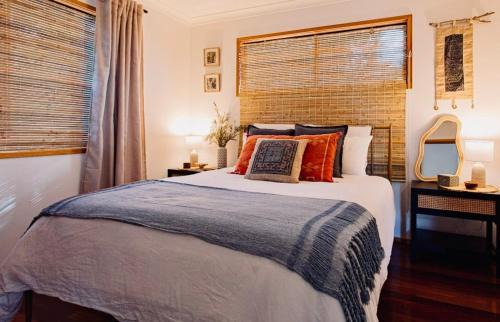 Agnes Water House | Ocean & Earth Cottage - Pay 3 stay 4 nights in Feb