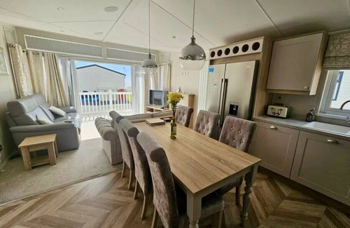 Heysham Cottage | OCEAN EDGE LEISURE PARK - HOLIDAY ACCOMMODATION 21286 in Morecambe