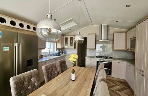 Heysham Cottage | OCEAN EDGE LEISURE PARK - HOLIDAY ACCOMMODATION 21286 in Morecambe