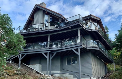 Pender Island House | Ocean Front- 8 bedroom luxury vacation home featuring boat moorage and kayaks