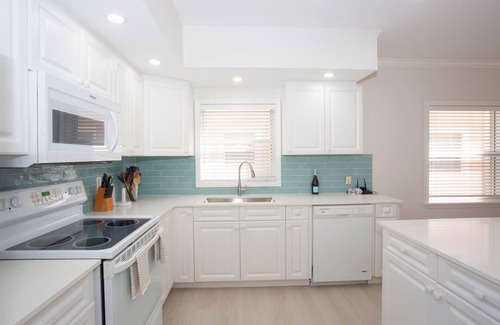 Northwest Point Condo | Ocean Front Divers Haven - World Class Diving & Snorkeling One Giant Stride Away