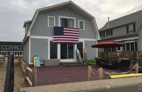 Green Harbor-Cedar Crest House | Ocean Front Duxbury Beach Summer Rental.