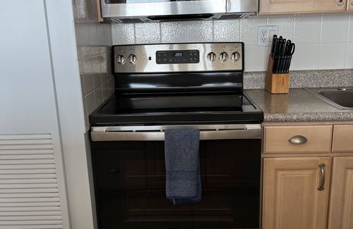 Kihei Condo | Ocean Front Sugar Beach Resort Maui 4th Floor 1 Bedroom Condo unit 440 end unit