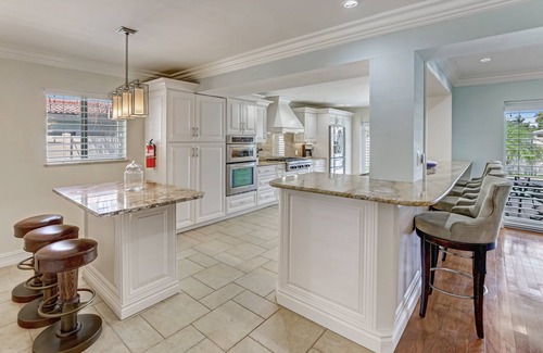 Bel Air House | Ocean Mist: Chef's Kitchen & Private Pool