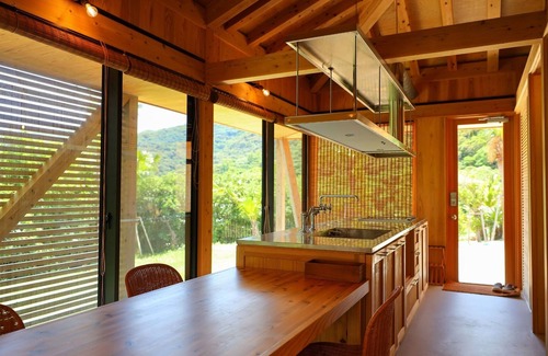 Tatsugo House | Ocean Mountain View Ryukyu Villa Below/Oshima-gun Kagoshima