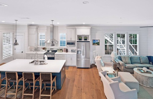 Jekyll Island House | Ocean Oaks 10 - beautiful home steps away from the beach