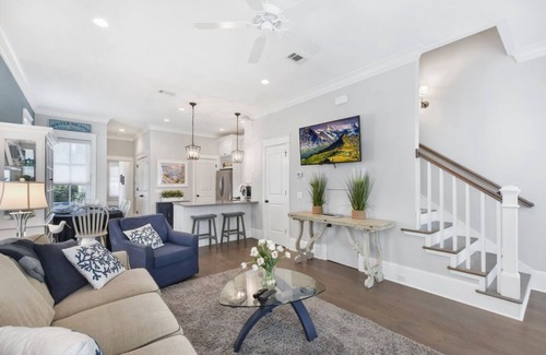 Jekyll Island House | Ocean Oaks, Poolside - O.O.15A "Poolside Perch"