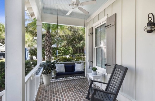 Jekyll Island House | Ocean Oaks, Poolside - O.O.15A "Poolside Perch"