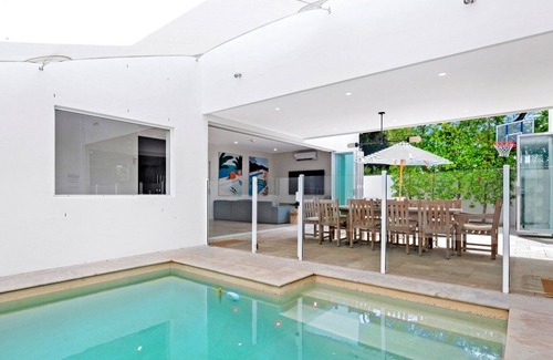 Mermaid Beach House | Ocean Oasis (Heated Pool)