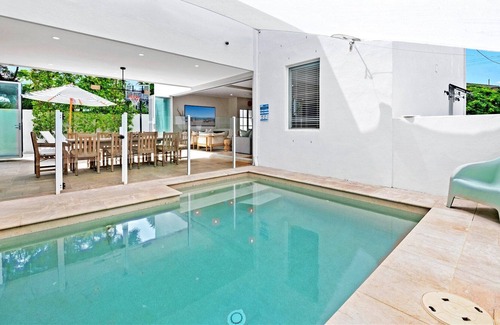 Mermaid Beach House | Ocean Oasis (Heated Pool)