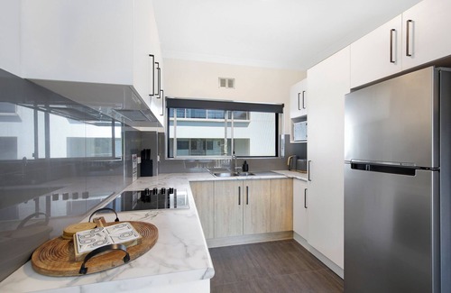 Coffs Harbour Apartment | Ocean Spray 8 - 2BR Perfect Coastal Retreat in Vibrant Coffs Harbour