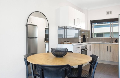 Coffs Harbour Apartment | Ocean Spray 8 - 2BR Perfect Coastal Retreat in Vibrant Coffs Harbour