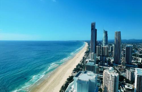 Surfers Paradise Apartment | Ocean view 3Bed apt in Surfers