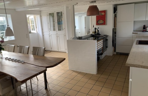 Humlebaek House | Ocean View and Close to Beach. 30 Min. From Copenhagen