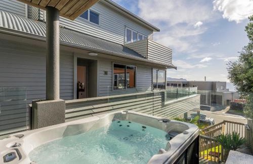 Tairua House | Ocean View Beach Beauty - Tairua Holiday Home