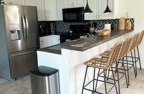 La Jolla Condo | Ocean View Condo in the Heart of Bird Rock – Walk to Everything!