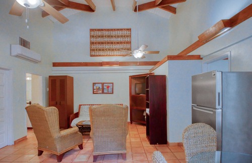 Placencia Condo | Ocean view condo with shared pool, WiFi, & central AC - steps to beach