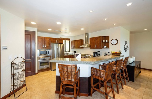 Playa Conchal Apartment | Ocean view condo with garden terrace in beautiful Reserva Conchal