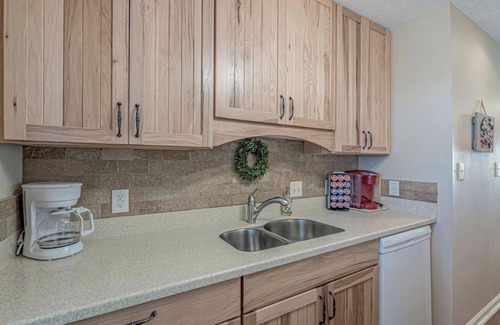 North Myrtle Beach Condo | Ocean View Oasis- catch the ocean waves from your double balcony on 3rd floor