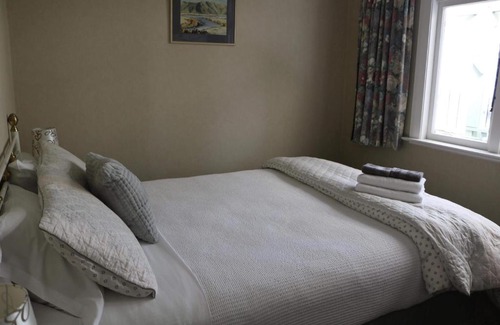 Oamaru House | Ocean View on Avon