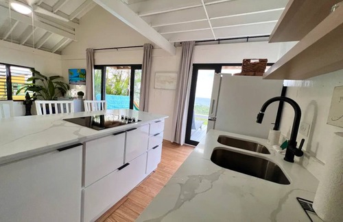 Guayabos Ski Chalet | Ocean view romantic getaway chaletn