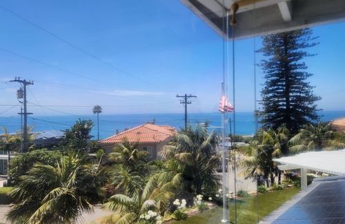 Cardiff-by-the-Sea House | ocean view with beach nvibe in Cardiff by the Sea