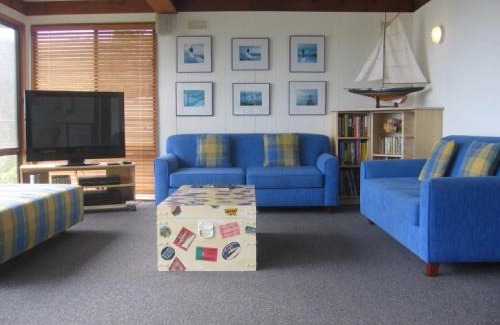 Separation Creek House | Ocean View with Views Galore