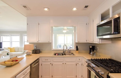 Edisto Island Cottage | OCEAN VIEWS and Best Beach Access @ Pelican Alley on Edisto Beach.