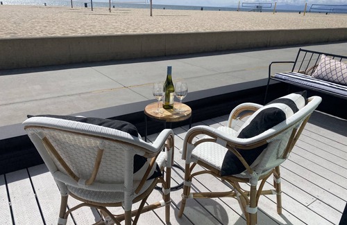 Hermosa Beach Condo | Ocean Views! Beachfront Deck on Hermosa Strand