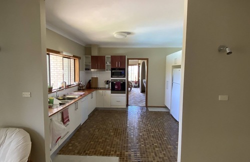 Ocean Shores House | Ocean Views/Pool/Spacious Rooms/Ideal for Families or romantic setting for 2