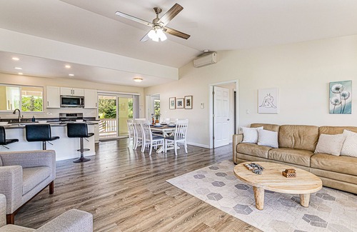 Keaau House | Ocean views, Resort-like pool, hot tub and A/C! This place has it all!
