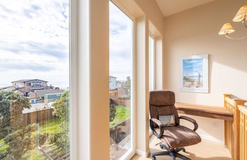 El Granada House | Ocean Views, Steps 2 Beach, Hot Tub, BBQ, Fire Pit