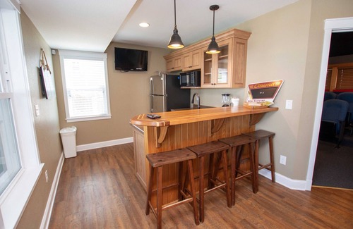 Ocean Hill House | OCEANFRONT, 10 BRS, ELEV, Pool, Rec Rm, Theater Rm, OH1251, Beach Plaza