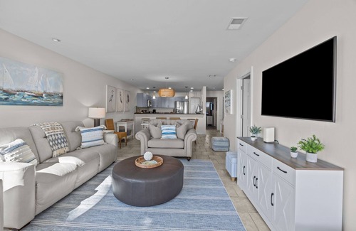 Isle of Palms Condo | Oceanfront 3rd Floor Condo in Wild Dunes Resort w/Community Pool! Great Views!