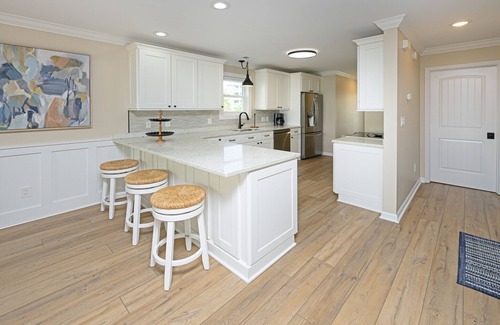 Surfside Beach House | Oceanfront 4 BR Beach House with a Private Pool! Breaking Away